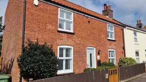 Charming and Cosy Fishermans Self Catering Cottage - Image 2