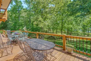 Waterfront Lake Barkley Home w/ Deck & Fire Pit! - Image 2