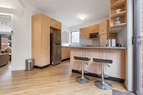 Above Sunset - 2BR Unit near Beach & walk to town - Image 5