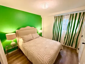 2Bed 1 Bath A/C 1 Compact Parking Space - Image 3