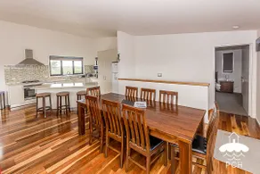 37 Oceanview Pde - Image 4