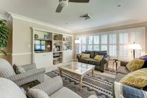 Uppdaterad & Privat Oakland Park Hem ~ 2 Mi till Beach - Image 3