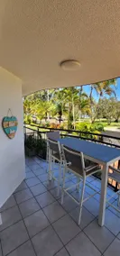 Modern Unit walk to Beach Mooloolaba opp Canal - Image 5
