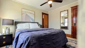 Relaxing, spacious, upper 2BR, sun room, loft. - Image 3