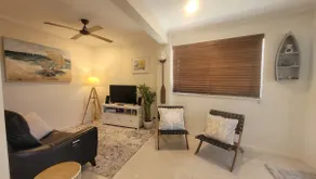 Marina Beach Retreat - Image 5