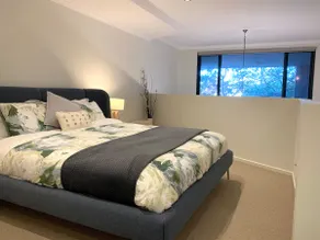 Beautiful City Loft•King Bed•Secure Parking•WiFi - Image 3