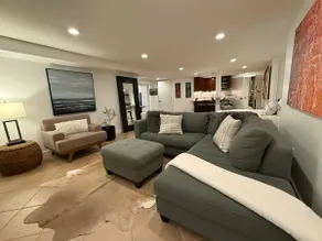 View 1BD Luxury Suite 5 min 2 stadiums & downtown - Image 5