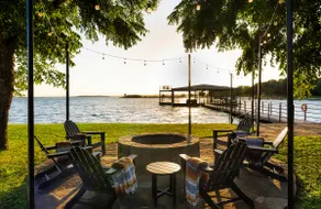 Best Views on Lake! HUGE dock, Game Rm, Kayak/SUPS - Image 2
