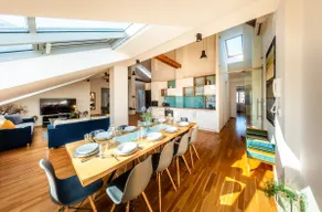 5BR+3.5BA 270m² Luxurious Central Wilson Penthouse - Image 3