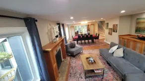 Luxury Lakeside 6-8BR Home + Rec Rm + Billiards - Image 3