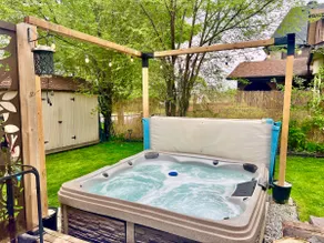 * HOT TUB* Guest Suite - Minutes to the Beach! - Image 3