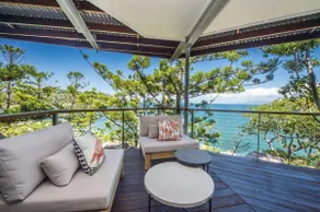 Headland House - Picnic Bay, QLD - Image 3