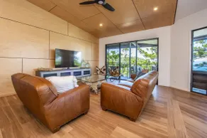 Headland House - Picnic Bay, QLD - Image 5