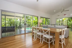 Flüsternde Palmen - Nelly Bay, QLD - Image 3