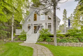 NY! Oceanfront Prospect Harbor House w / Deck + View - Image 2