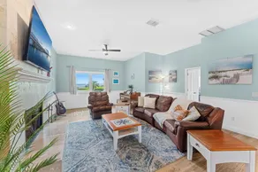 Waterfront Estate Heated Pool Sleeps 15 - Image 3