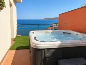 Villa with Hot Tub & Stunning Sea Views. Wifi, A/C - Image 3