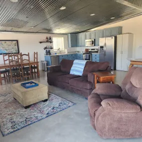 Cozy Barn in Wine Country - Image 4