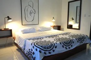 301|Best Value King Bed, WiFi,AC,Rooftop,Gym,Beach - Image 4