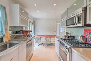 Hamptons Bay Home on Shinnecock Bay w/ Yard! - Image 2