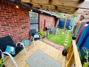 Duplex, Minutes from Mall and Restaurants - Image 4