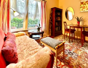 Artist's Suite | EV Charger | Pet Friendly - Image 2