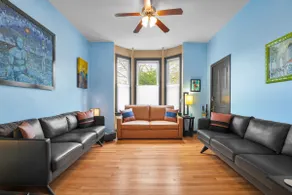 Fun & cozy getaway w/POOL/game room/FREE parking - Image 2