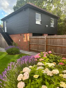 Stansted Coach House - Luxury Apartment Sleeps 4 - Image 5