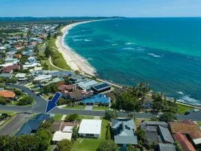 Sea Ann Lennox Head - Image 4