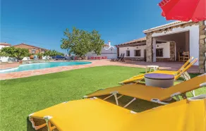 Stunning Home In Periana - Image 5
