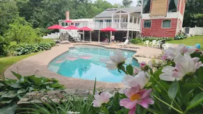 Luxury lake retreat- pool, fire pit, trails - Image 2