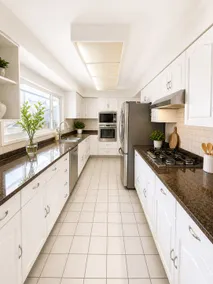 South Vancouver Haven – 3 BD Family Home - Image 4
