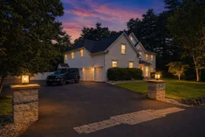 Backyard Oasis • 5BR • Hot Tub • 2 Fire Pits • Game Room • Resort Amenities • Lake Access - Image 2