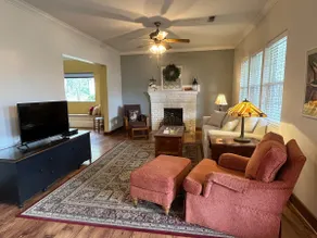 The White Hare-a 30’s bungalow near downtown - Image 3