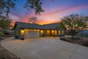 The Bluebird Retreat - Image 2