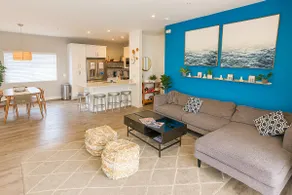 NEW! 🌟🌟🌟🌟🌟Large Luxury apartment, with EV charger. - Image 3