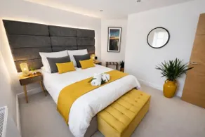 Stylish Margate Duplex Private Terrace Air-Con - Image 3