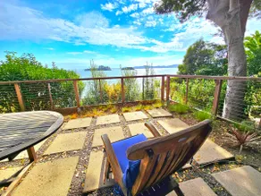 GORGEOUS BAYSIDE BUNGALOW WITH PRIVATE TERRACE - Image 4