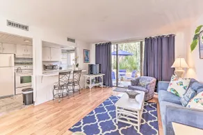 Patio & Walk to Beach: Hilton Head Island Townhome - Image 5