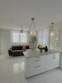 Beautiful modern apartment close to airport and the beach - Image 5