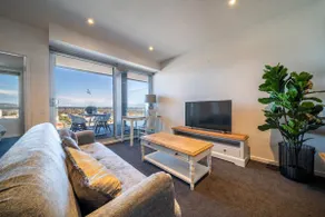 Divinity on Morphett—CBD Living with Skyline Views - Image 2