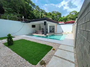 Lapas Leona Home | Private Pool - Image 2