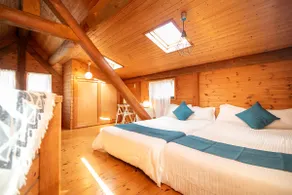 Awaji Seaside Log House - Image 2