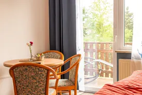 Appartamento con balcone / vista terra - Image 2