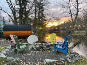 Waterfront Cottage - Sauna & Hot tub & Kayaks - Image 1