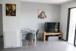 Panoramic view of Rodez☆, spacious 2-bedroom, ☆ terrace - Image 3