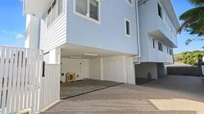 Boronia Beach House One - 650m to headland - Image 4