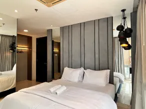 Renovated Premium 3 Bedroom Apartment in Kuningan - Image 3