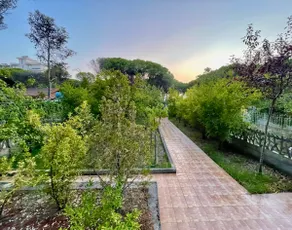 Charming Beachside Villa With Big Garden - Image 3