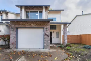 3BR Townhome · Plenty Parking · Quiet Cul-de-Sac - Image 3
